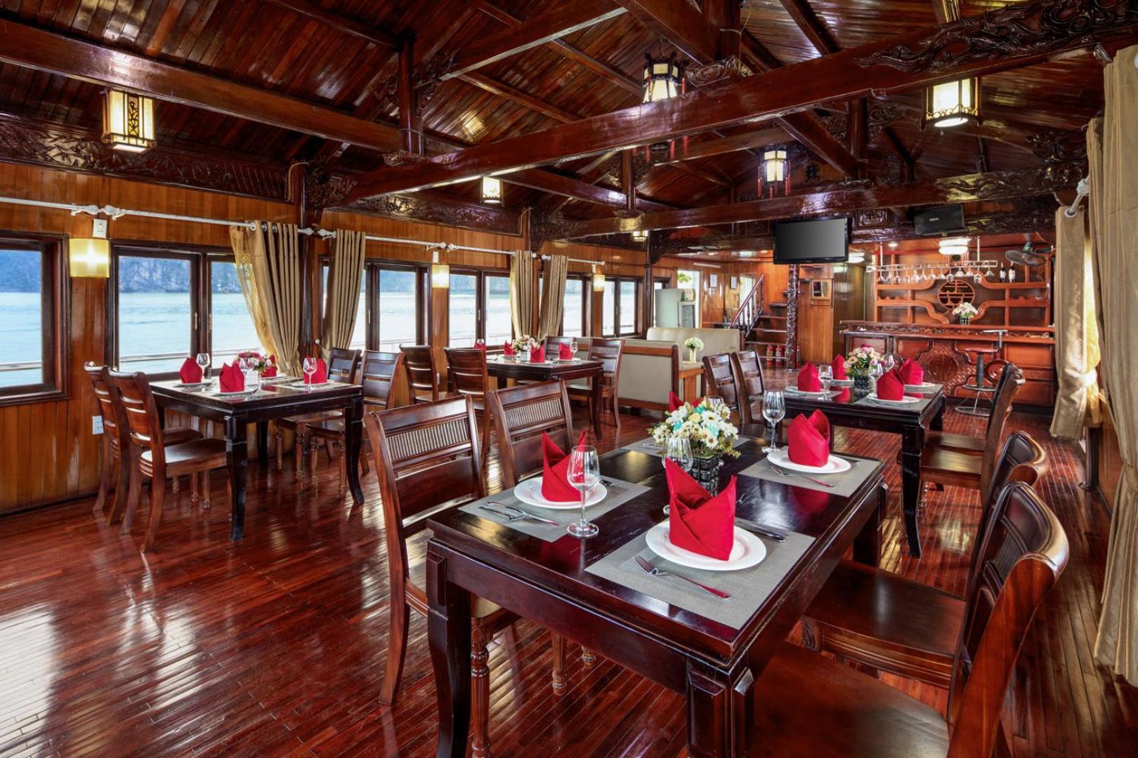 Cozy Bay Classic Cruise Hạ Long Extérieur photo