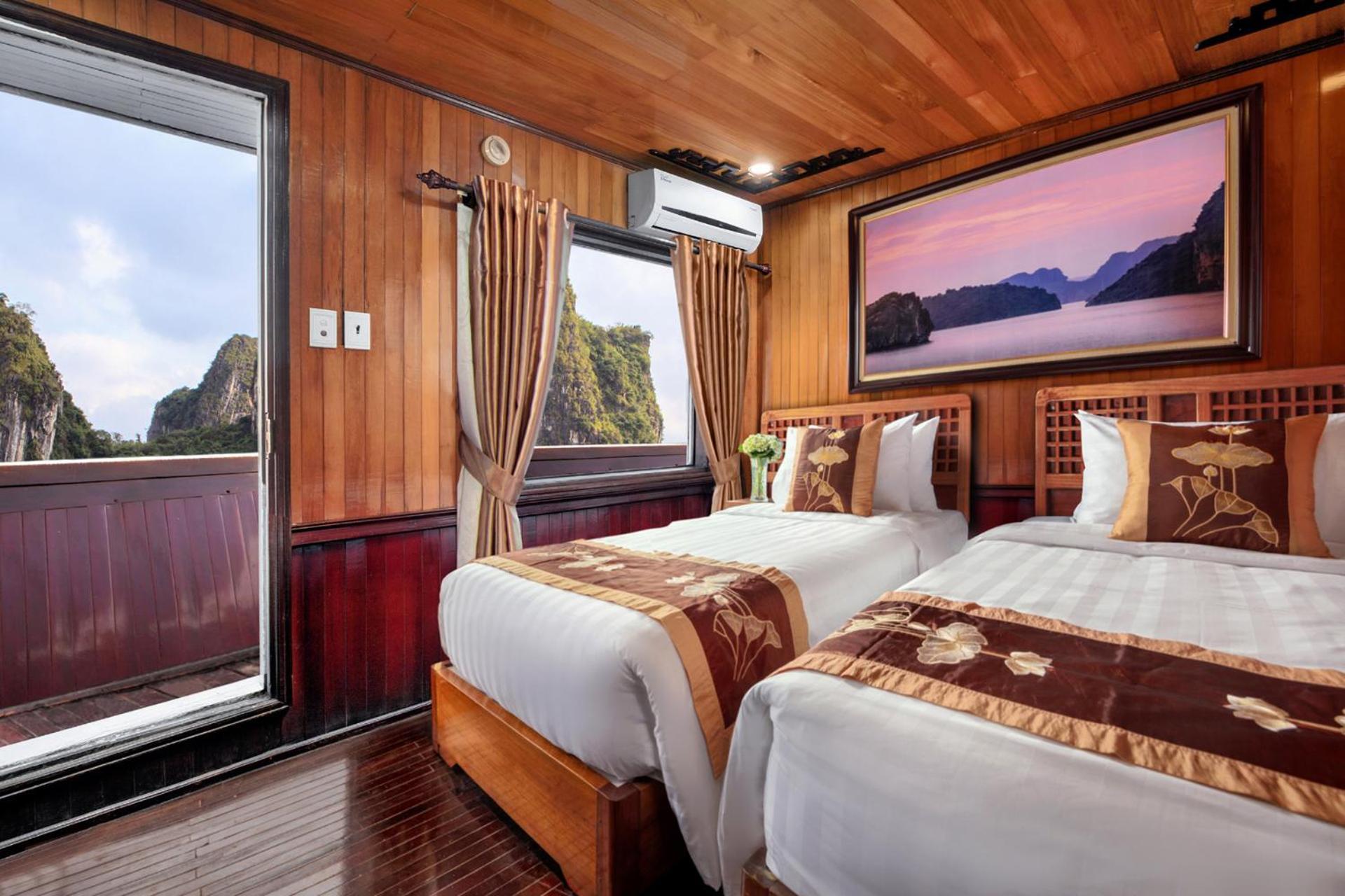 Cozy Bay Classic Cruise Hạ Long Extérieur photo