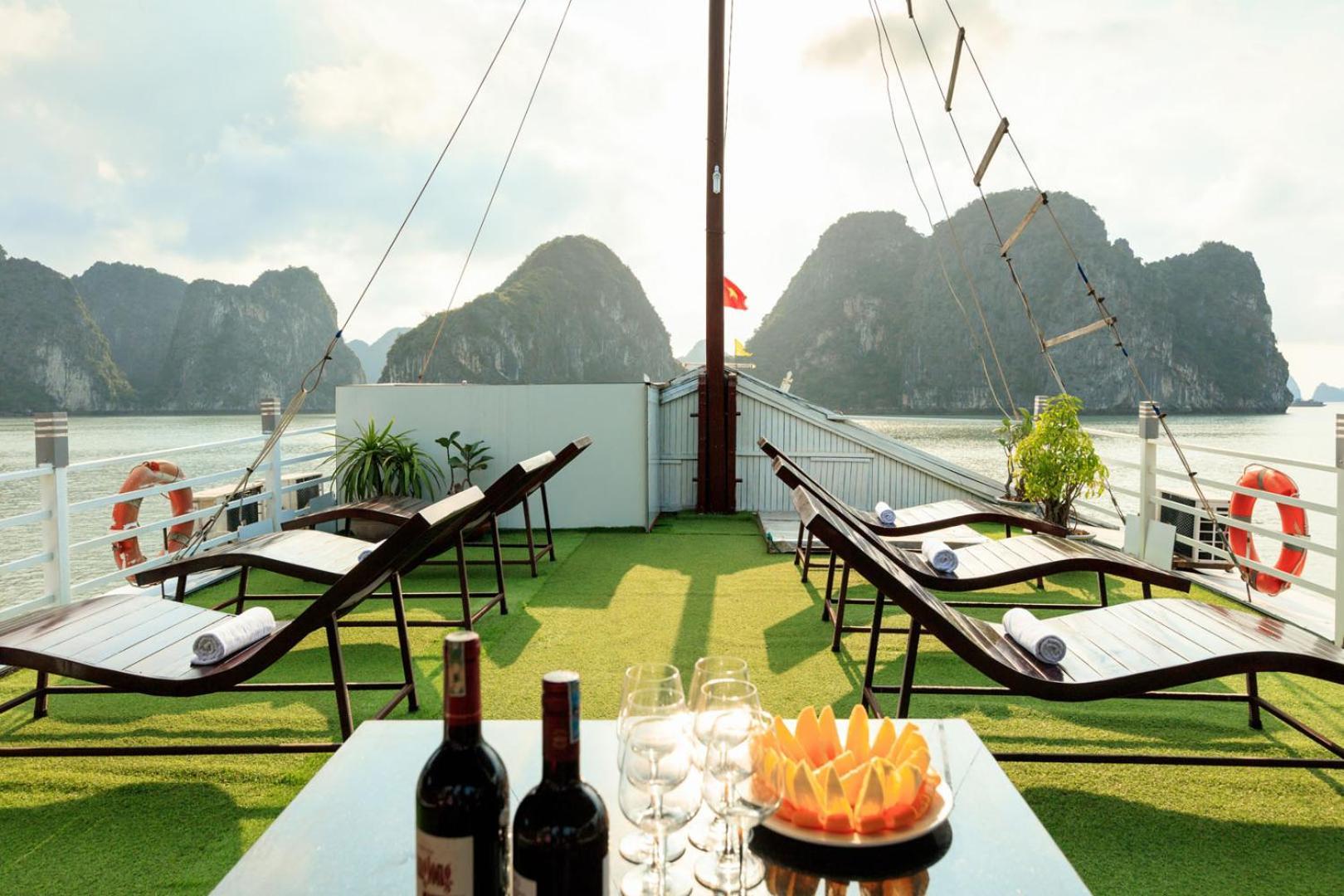 Cozy Bay Classic Cruise Hạ Long Extérieur photo